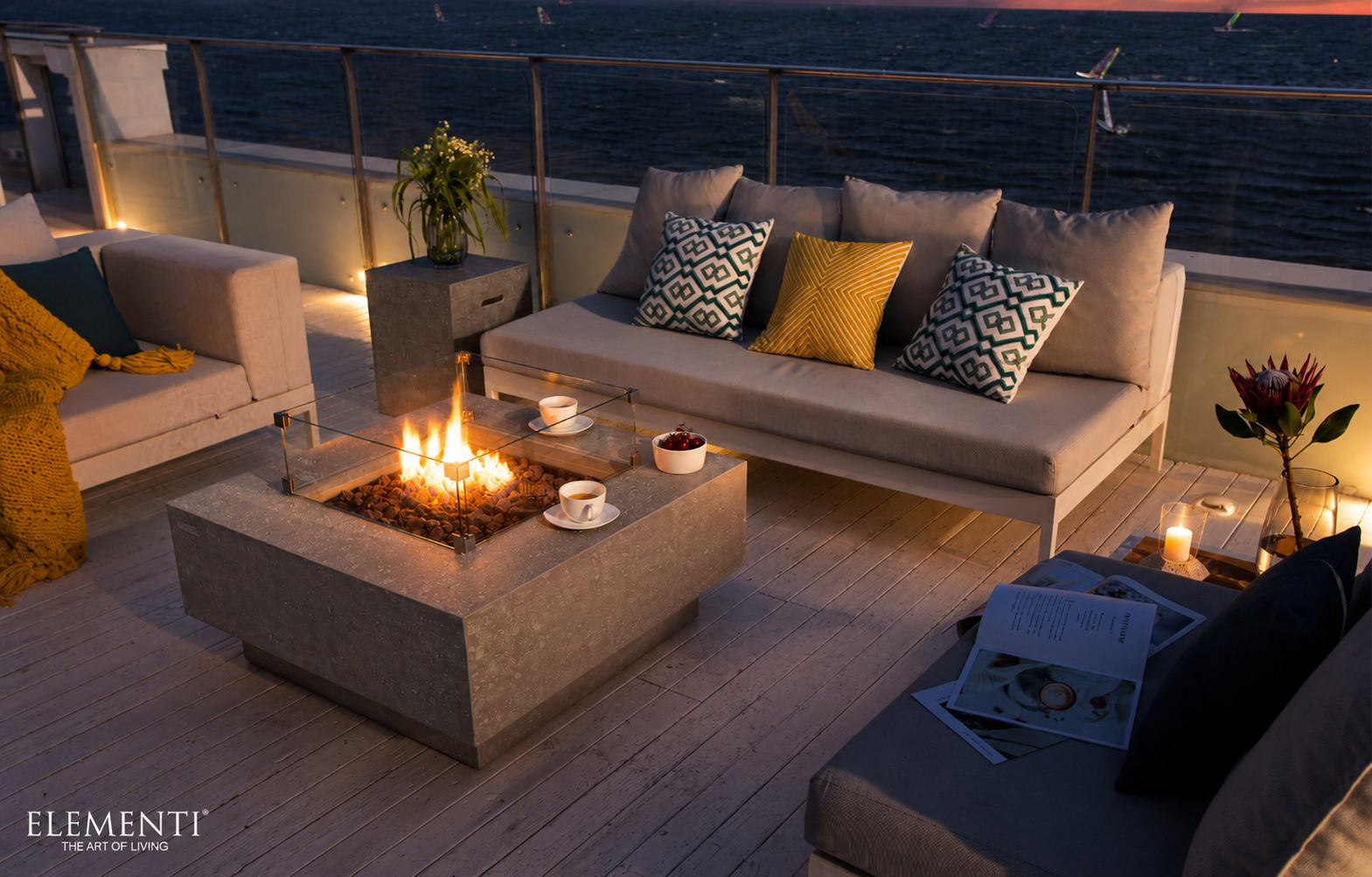 Elementi Manhattan gasvuurschaal lichtgrijs terras overdag lifestyle