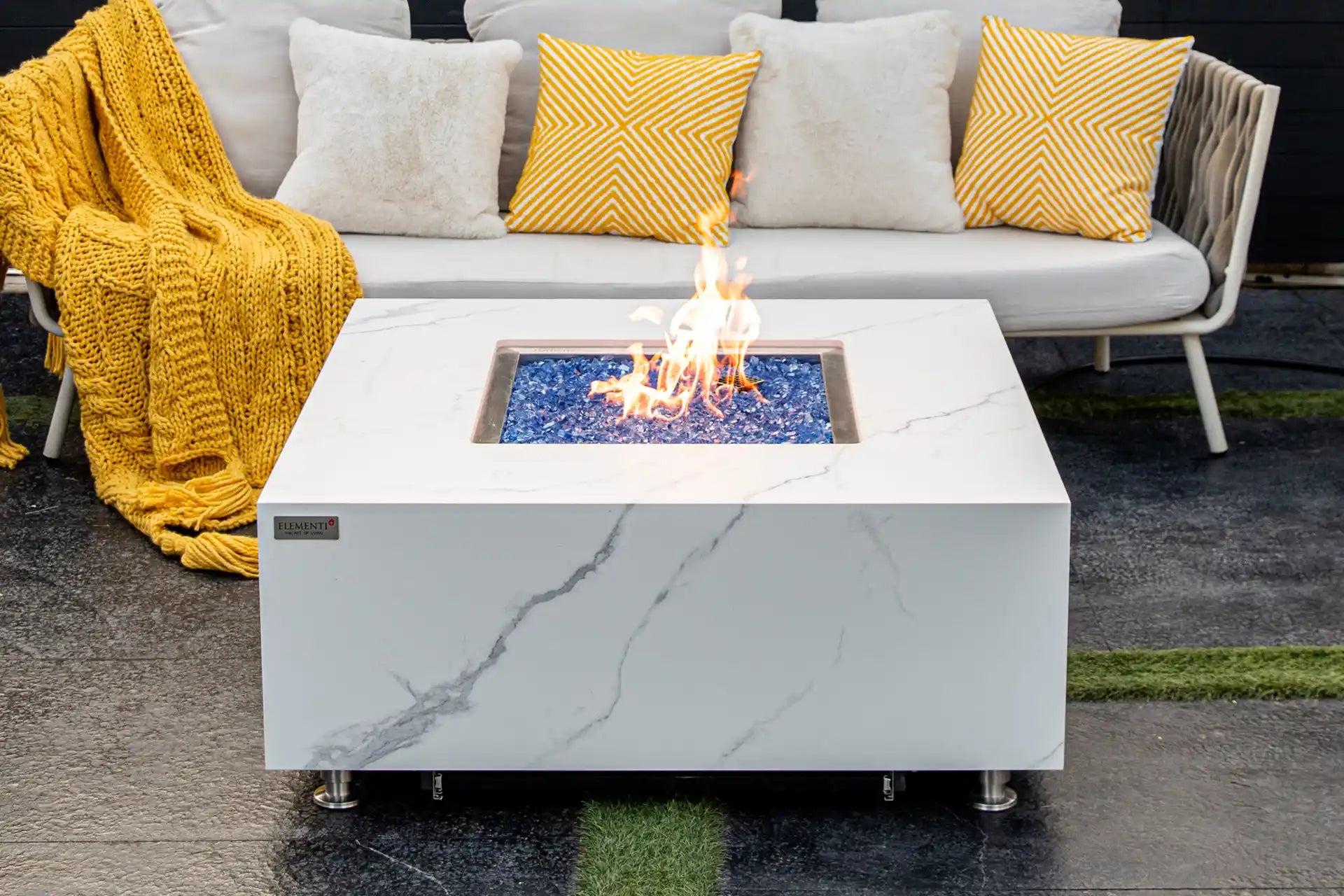 Elementi Bianco gasvuurschaal bianco wit terras lifestyle 2