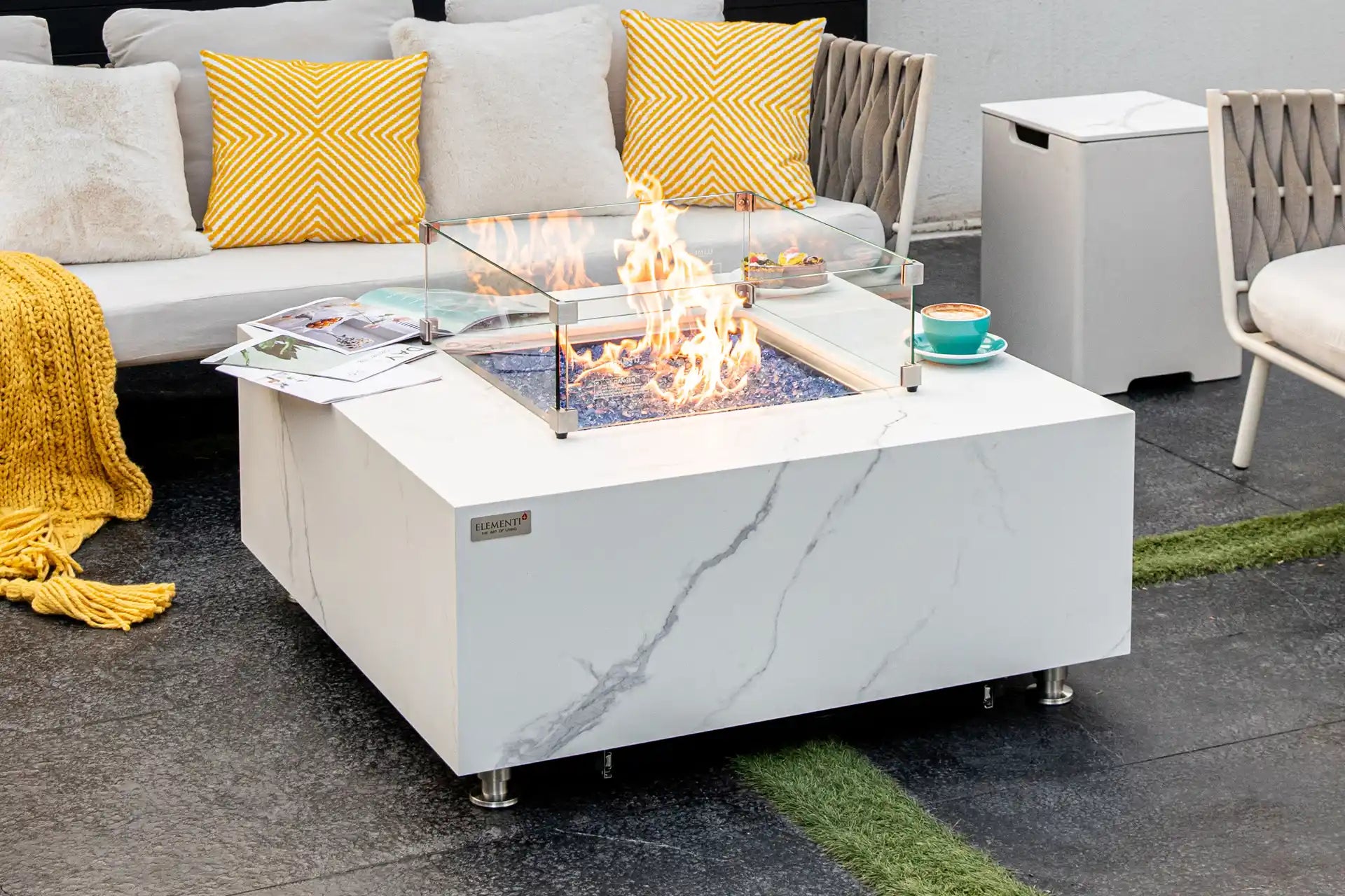 Elementi Bianco gasvuurschaal bianco wit terras lifestyle 4