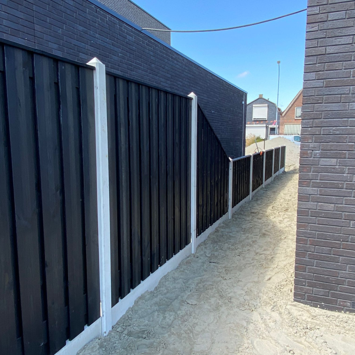 Complete Zwarte Hout Wit-grijs Beton Schutting pakket - START PAKKET
