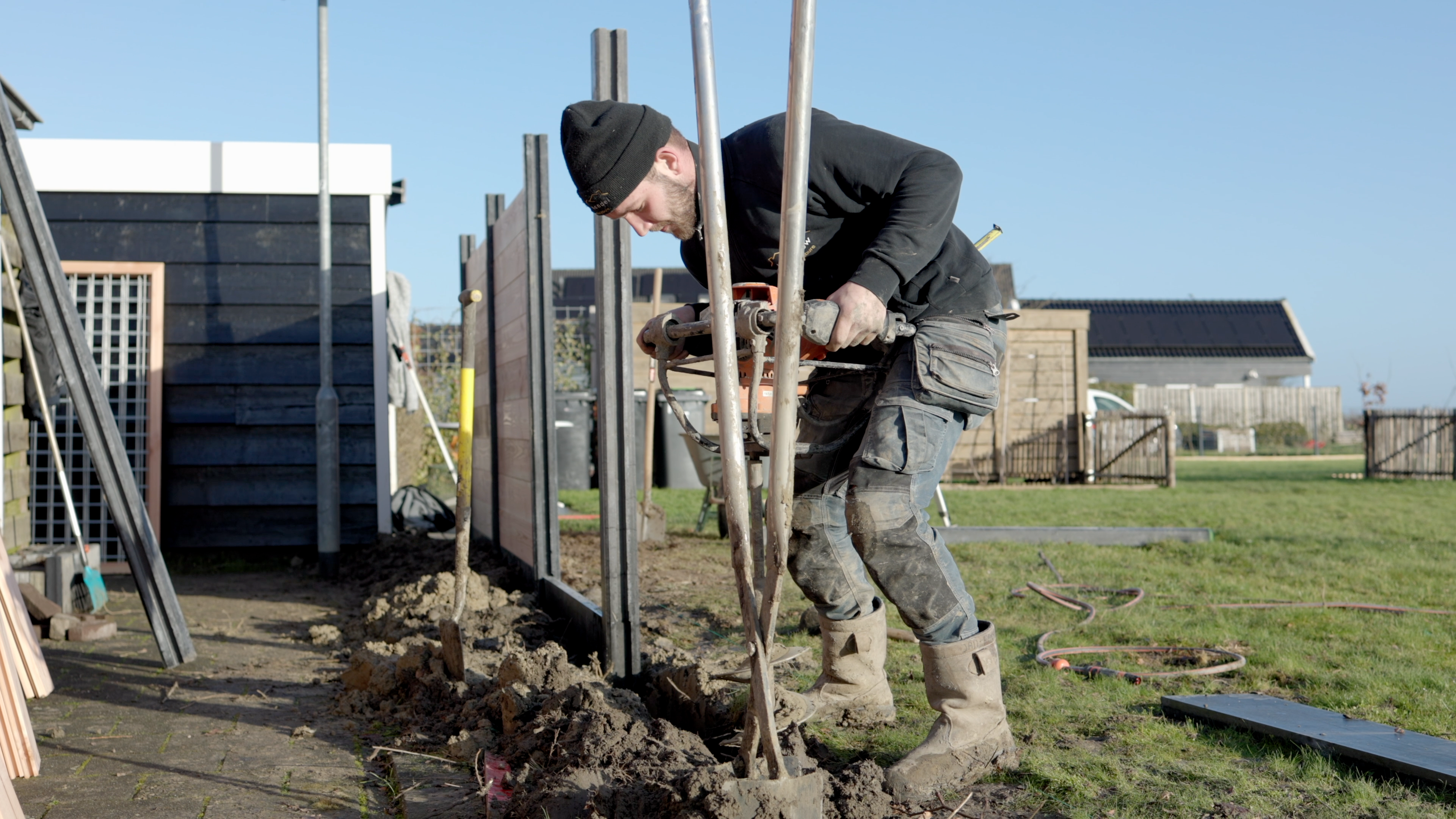 Video laden: Schuttingstunter.nl - Schutting plaatsen voor iedereen